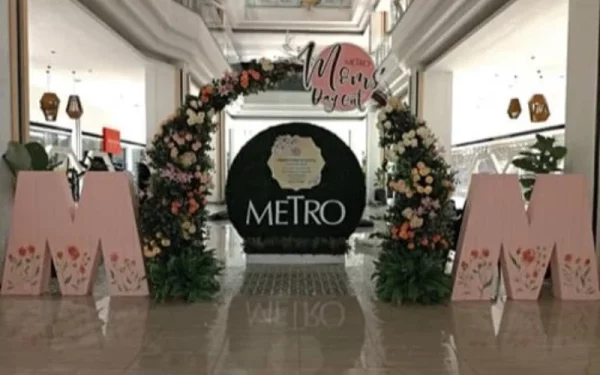 Metro Mom’s Day Exhibit 1